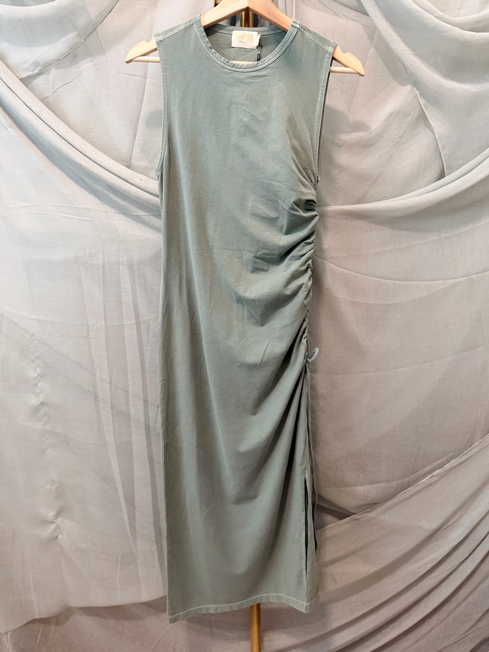 Nation LTD Elegant Green Iris Midi Dress